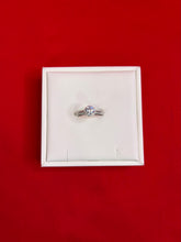 Pure Silver Women’s Ring (Size 8) WR204