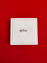 Pure Silver Women’s Ring (Size 7.5) WR194