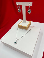 Green Necklace With Hanging Earrings
