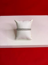Men Silver Icedout Bracelet 8.0”(MB86)
