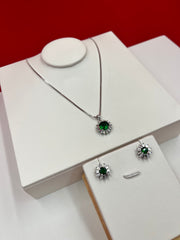 Green Star Spark Pendant Set