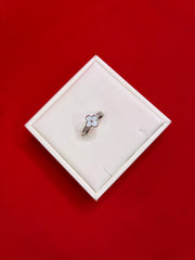 Pure Silver Women’s Ring (Size 7.5) WR208