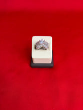 Pure Silver Women’s Ring Size 6
