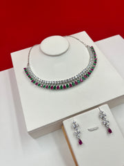 Emerald-Tip Choker Set