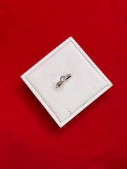 Pure Silver Women’s Ring (Size 9) WR226