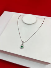 Green Dewdrop Pendant Necklace