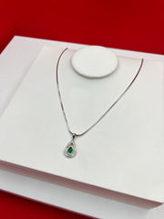 Green Dewdrop Pendant Necklace