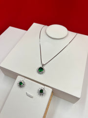 Green Star Spark Pendant Set