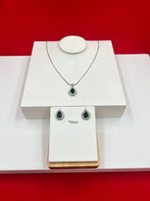 Rich Green Silver Pendant Set
