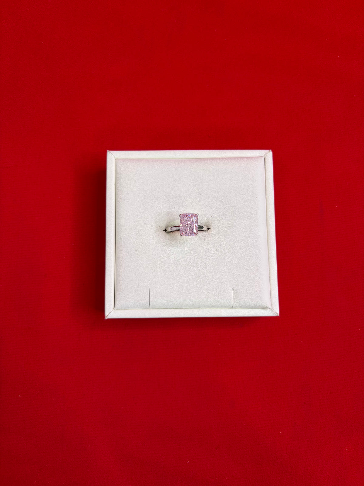 Pure Silver Women’s Ring (Size 6.5) WR184
