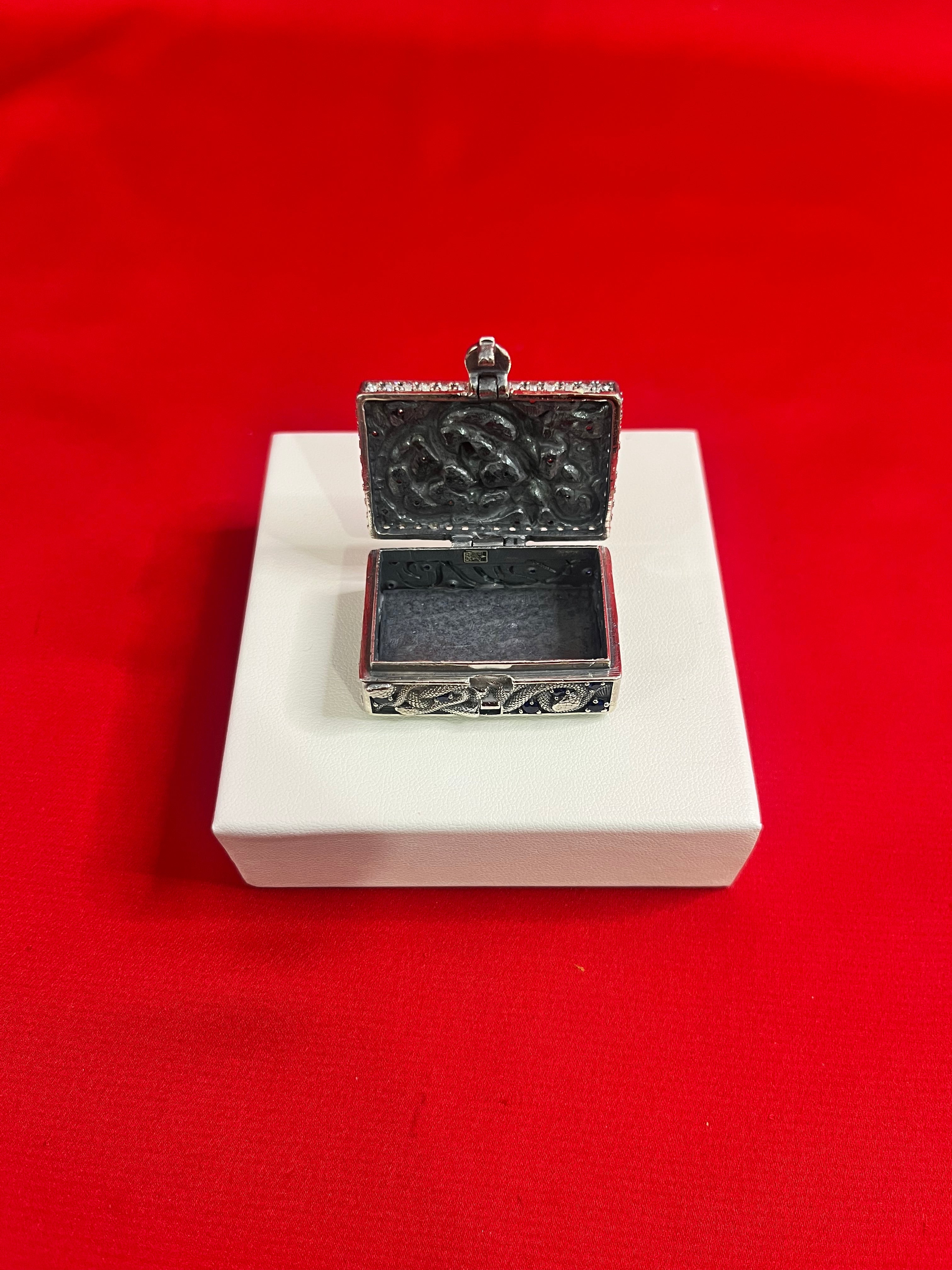 Silver Box (Chandi Di Dabbi)