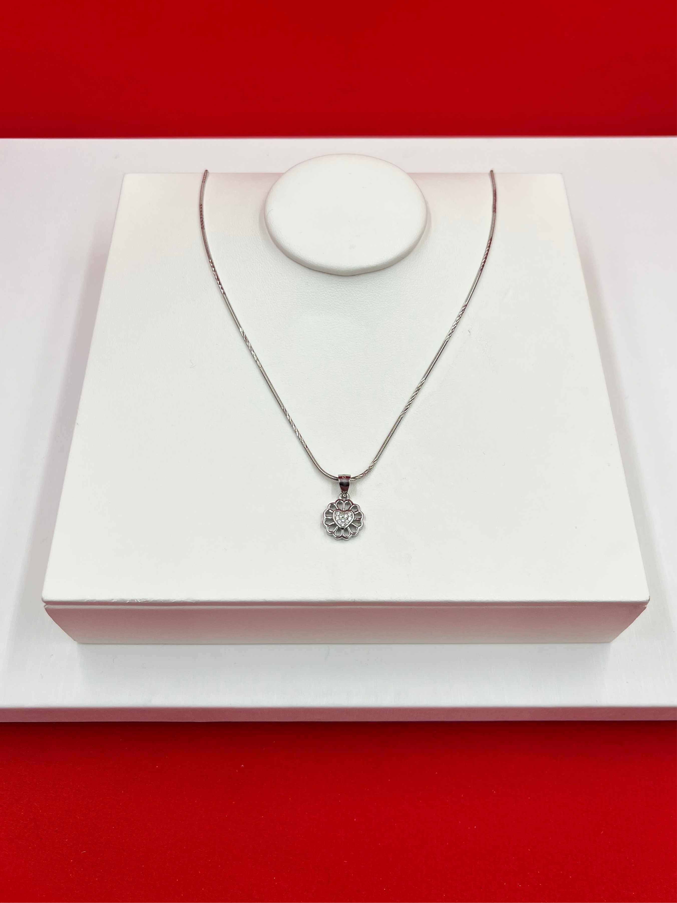 Heart Flower Pendant Necklace