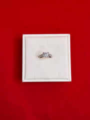 Pure Silver Women’s Ring (Size 7.5) WR196