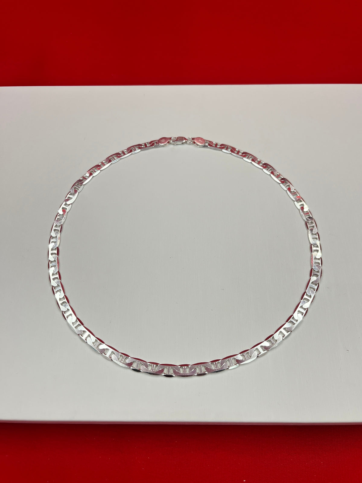 Nawabi Sleek-Diamond-Cut Flat chain