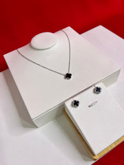 Vc Black Clover Leaf Pendant Set