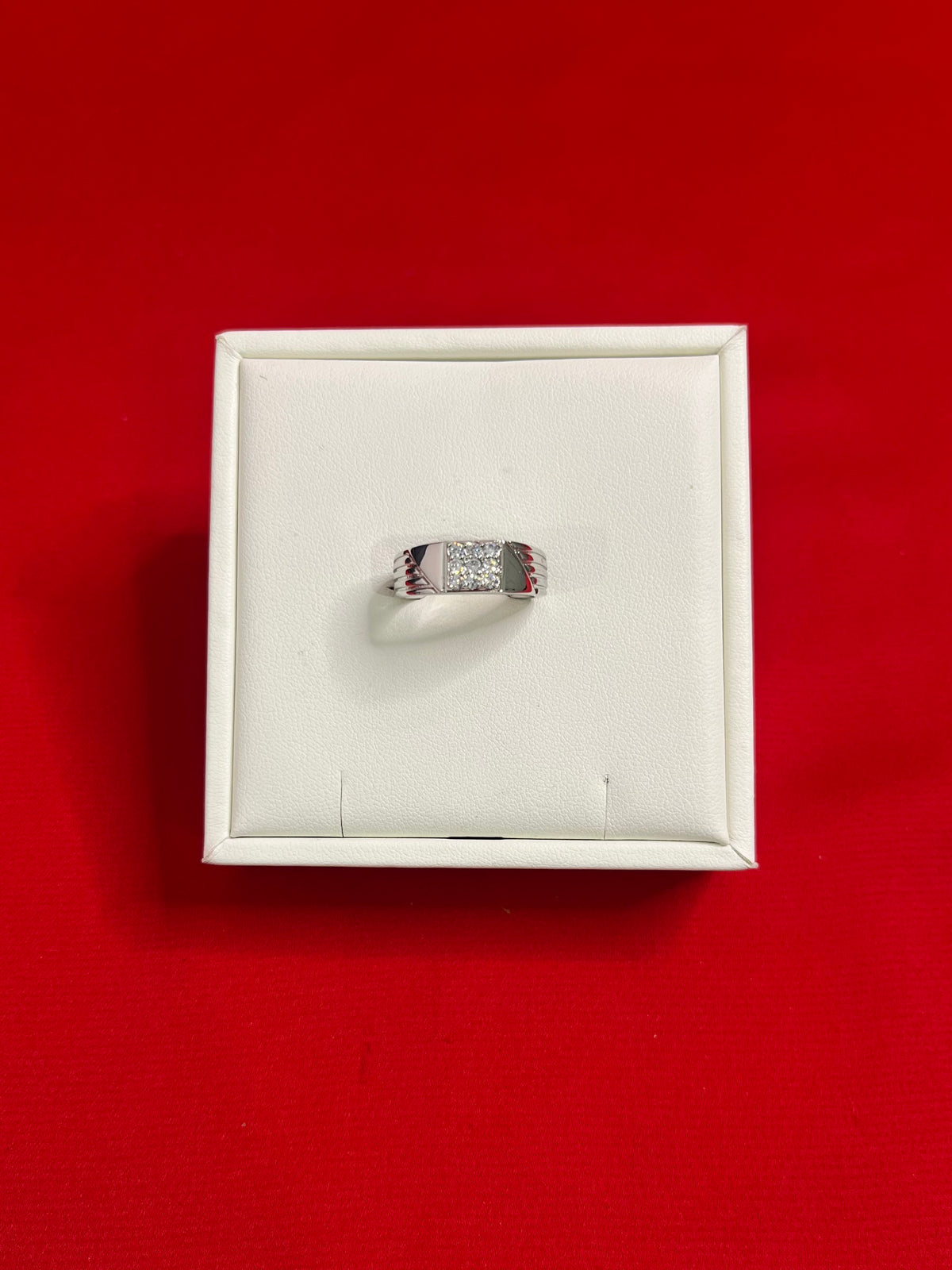 Men Silver Ring (Size 8) MR98