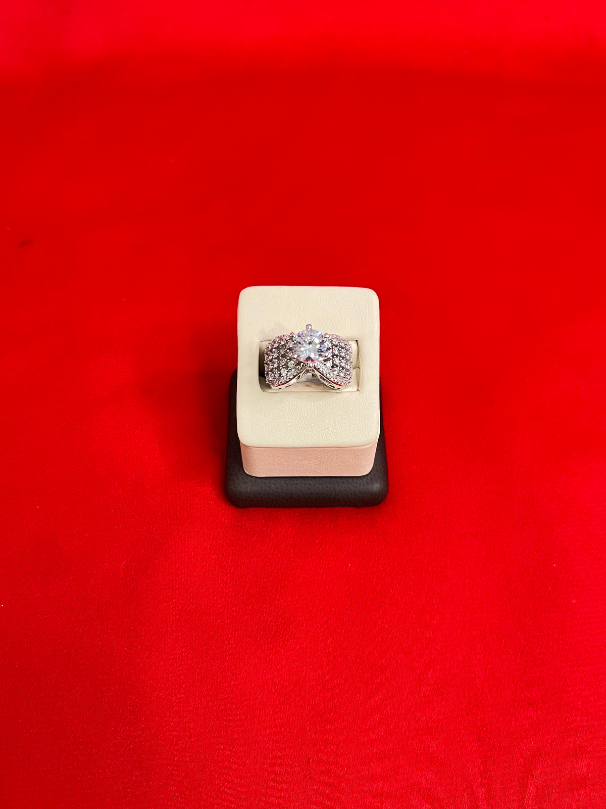 Pure Silver Women’s Ring Size 6
