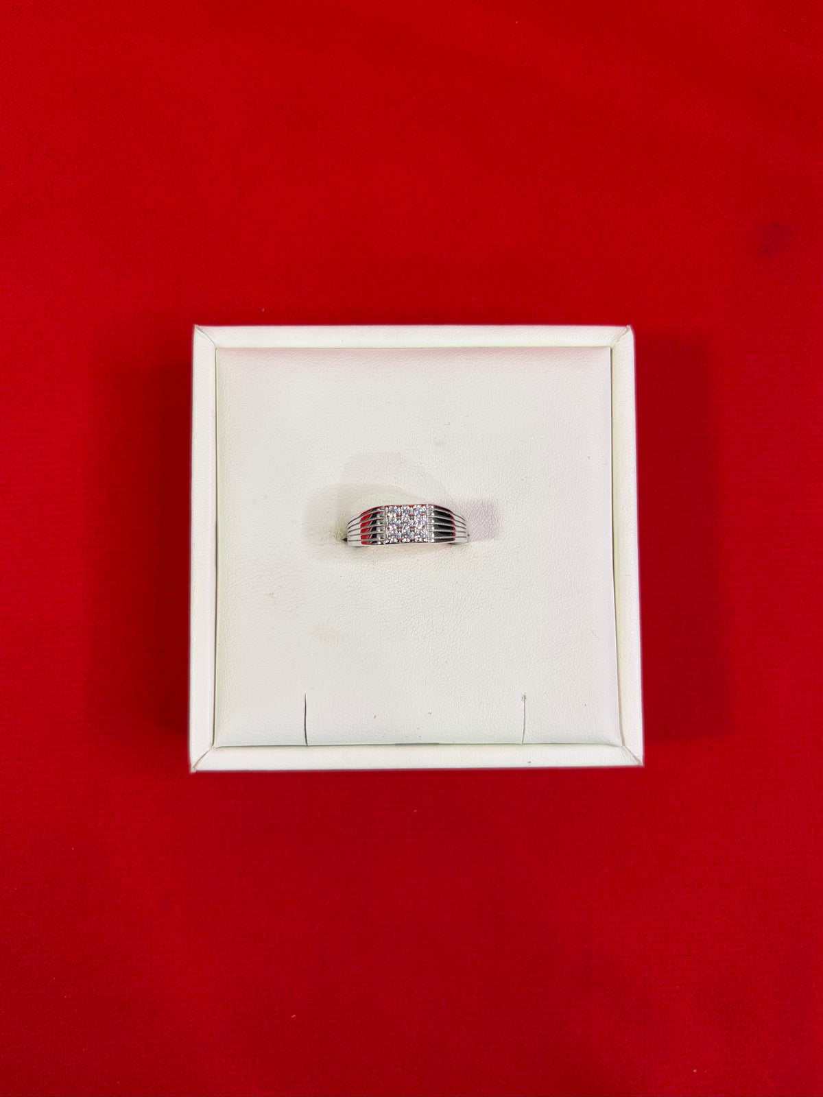 Men Silver Ring (Size 7.5) MR175