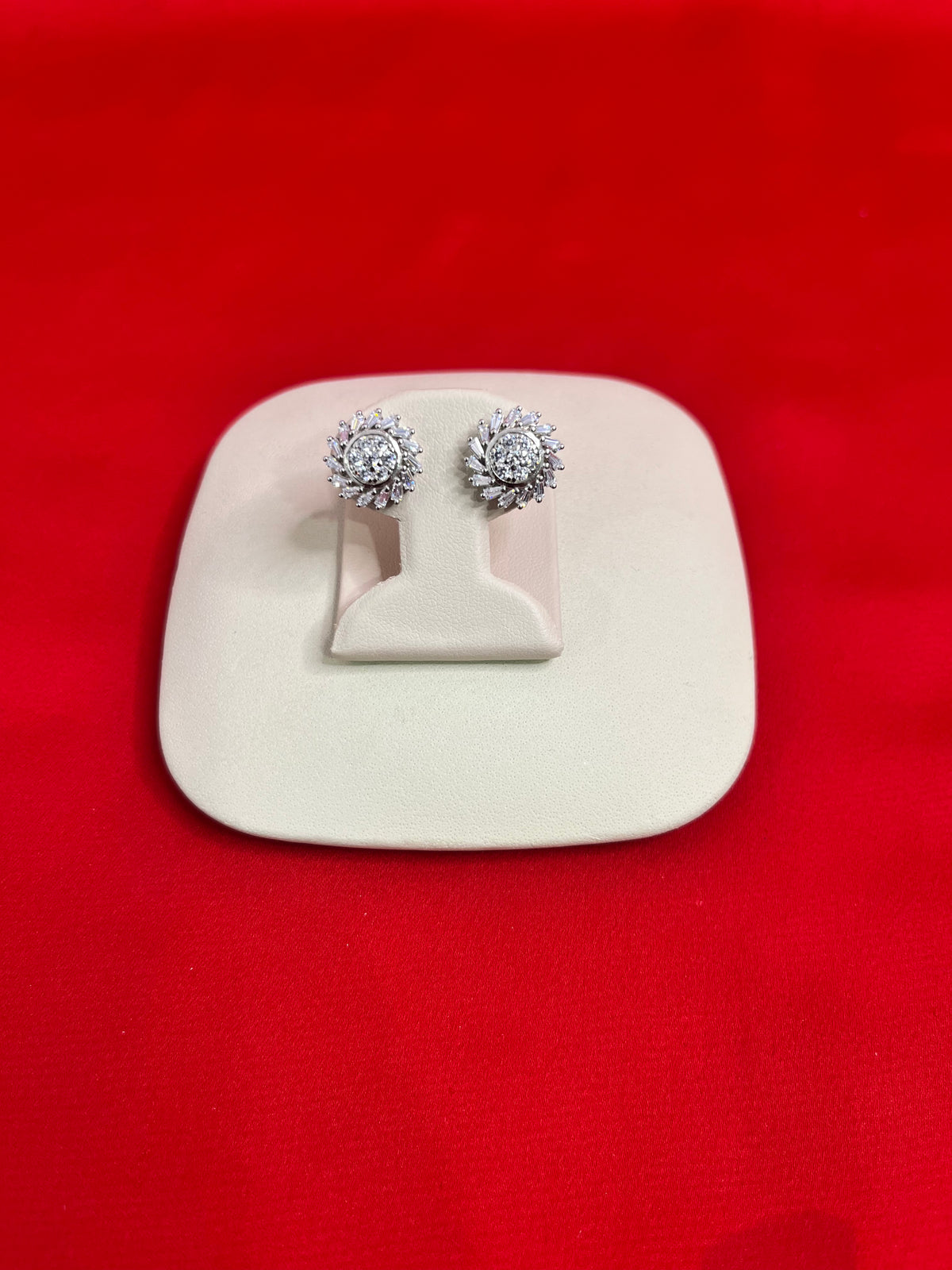Pure Silver Stud Earrings (SE49)