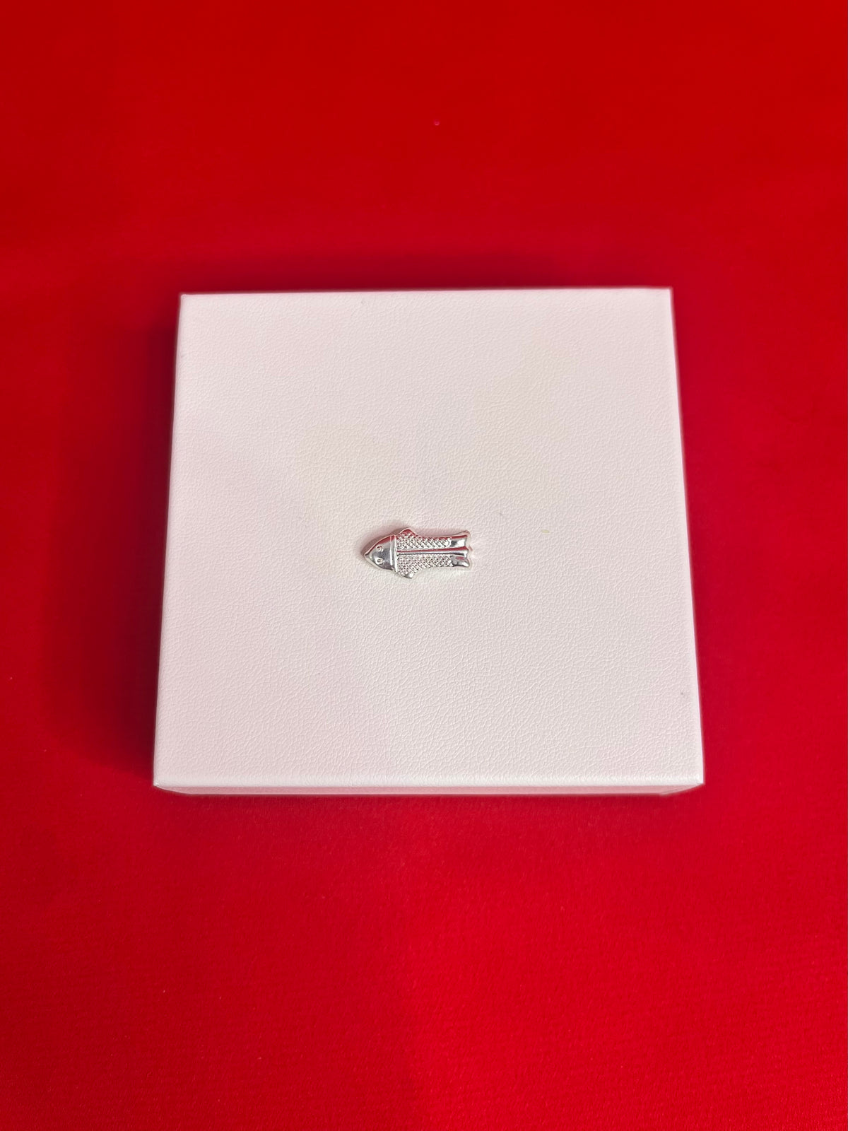 Pure Silver Fish 🐠