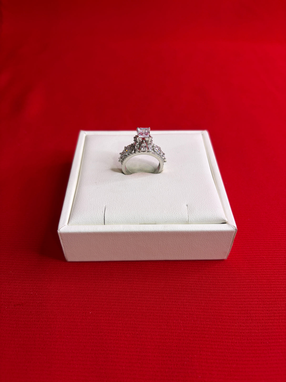 Pure Silver Women’s Cocktail Ring (Size 7.5) WR255