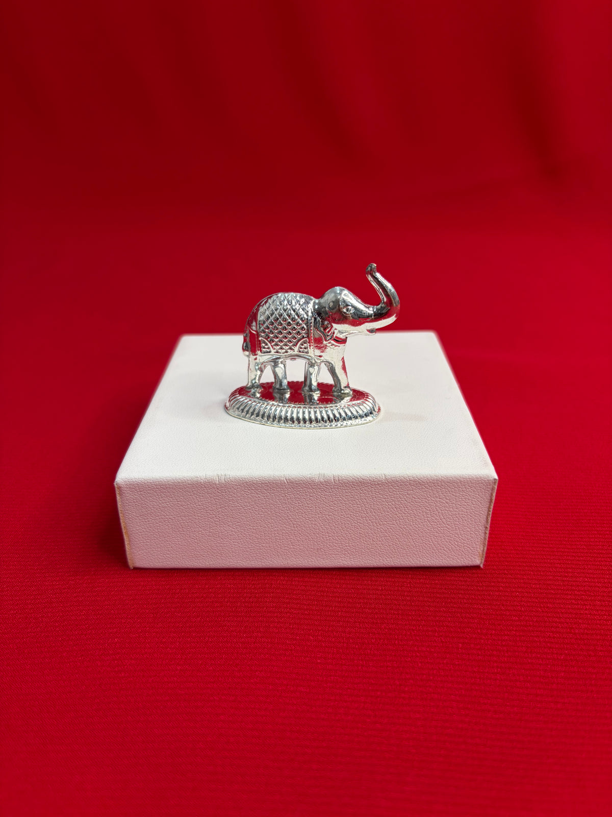 Pure Silver Elephant 🐘 (RA136)