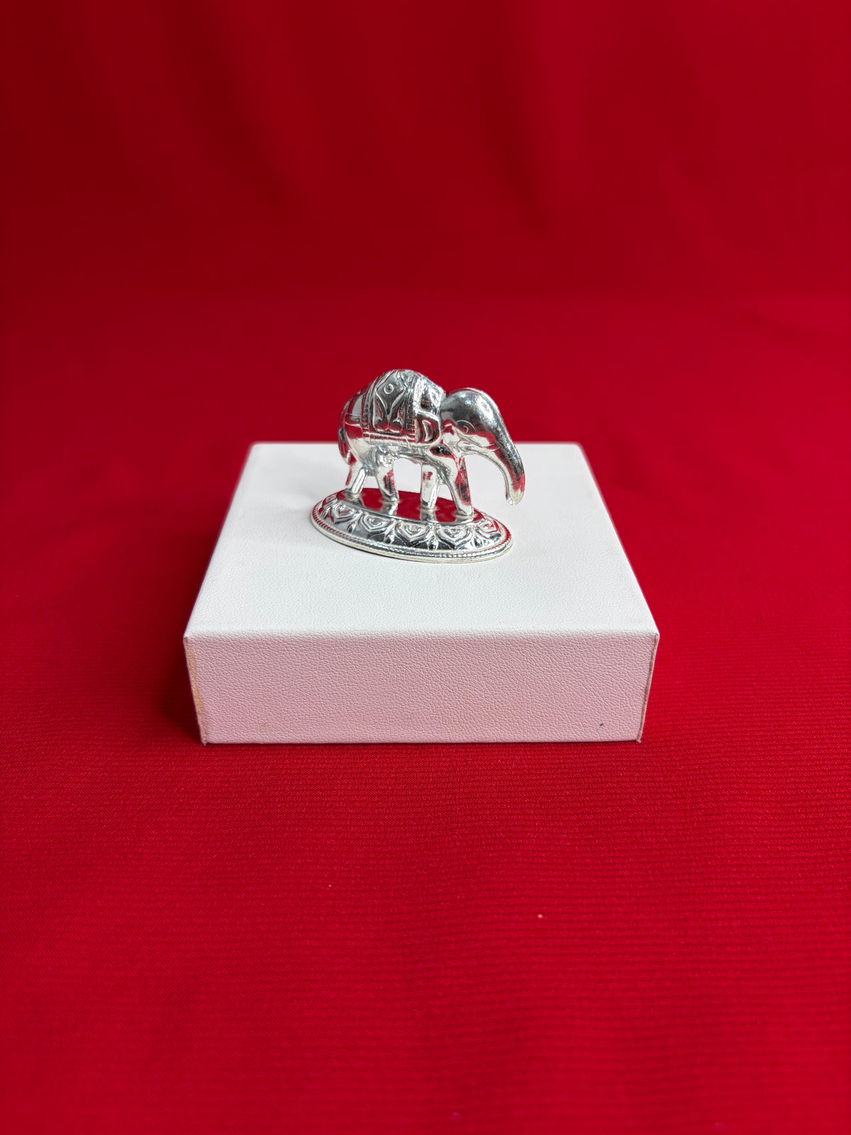 Pure Silver Elephant 🐘 (RA149)