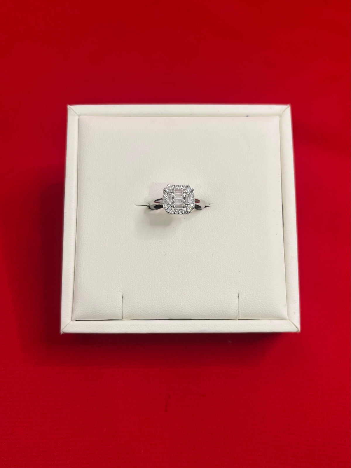 Pure Silver Ring (Size 7) WR121