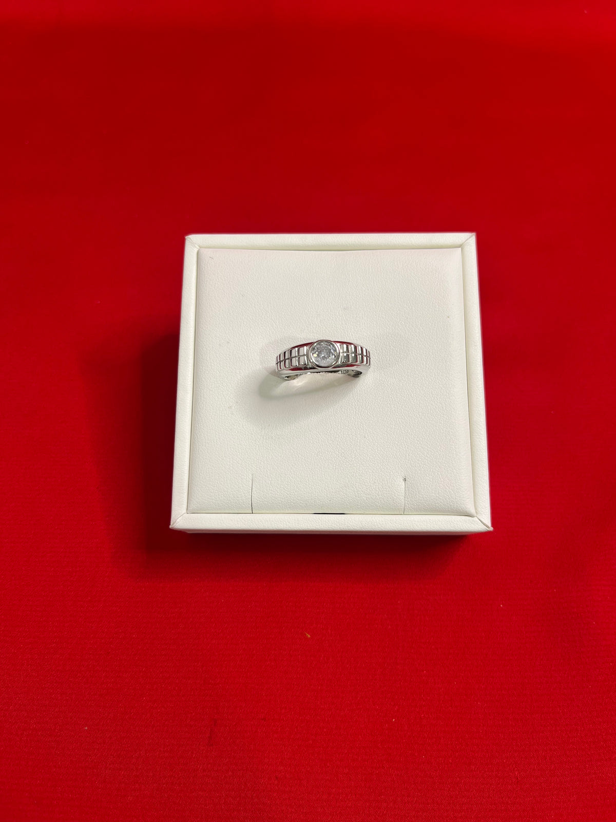 Men Silver Ring (Size 10) MR126