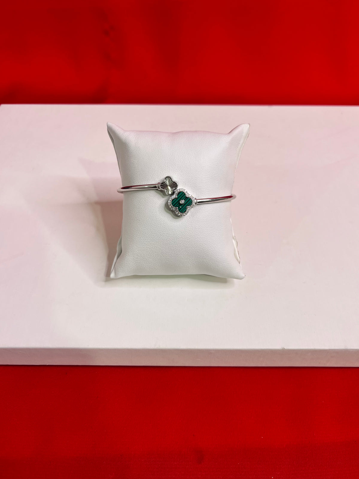 Fancy Clover Leaf Pure Silver Bangle Bracelet 2.6 (SB72)