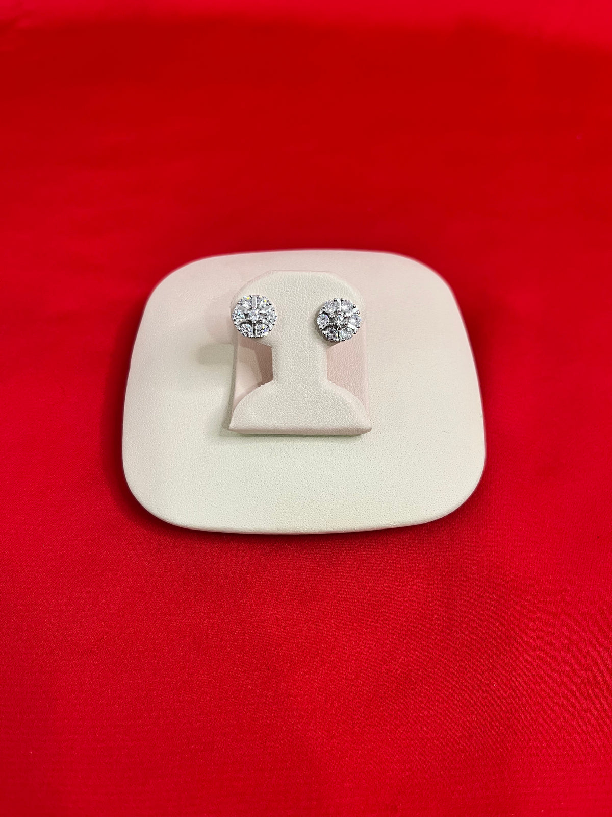 Pure Silver Stud Earrings (SE8)