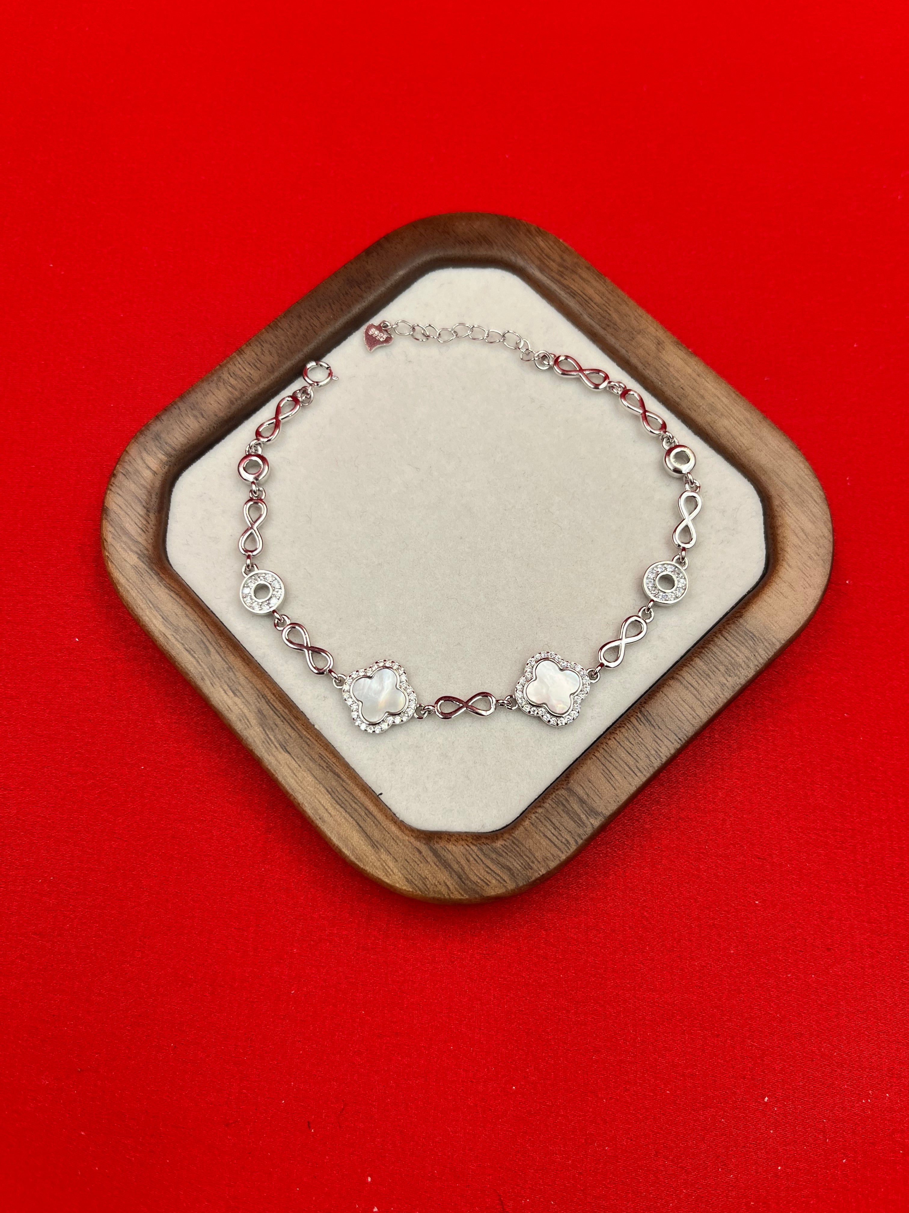 Forever infinity Van cleef Adjustable Bracelet