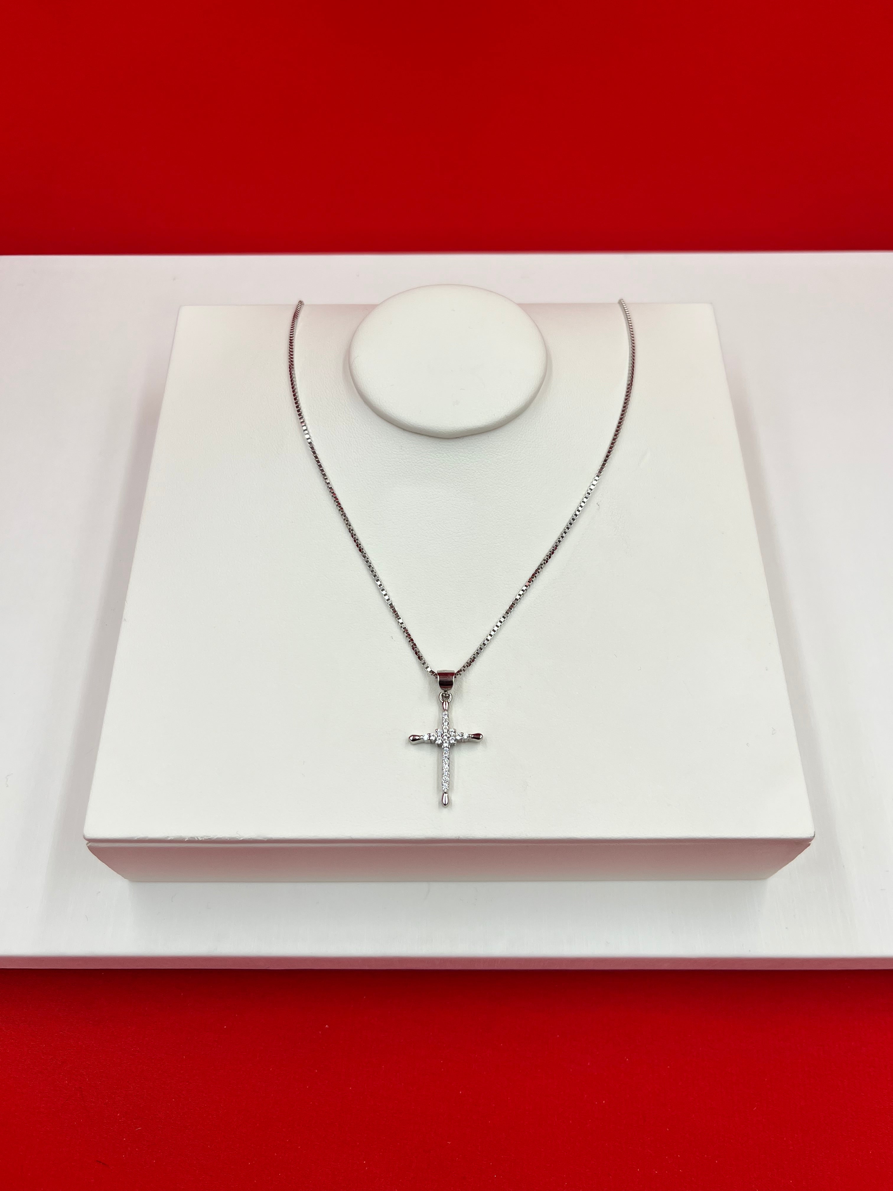 Cross Silver Pendant Necklace