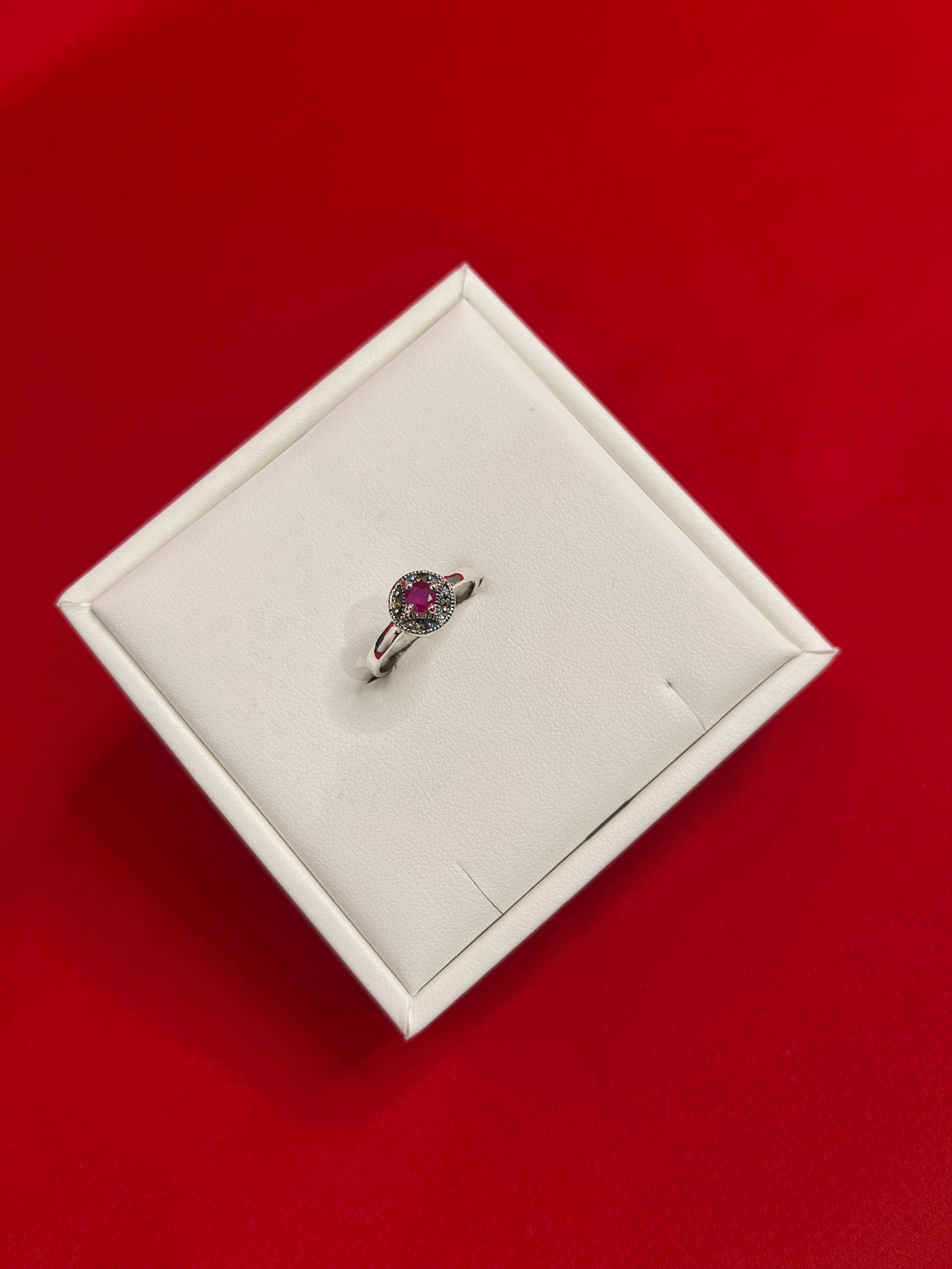 Pure Silver Ring (Size 8) WR53