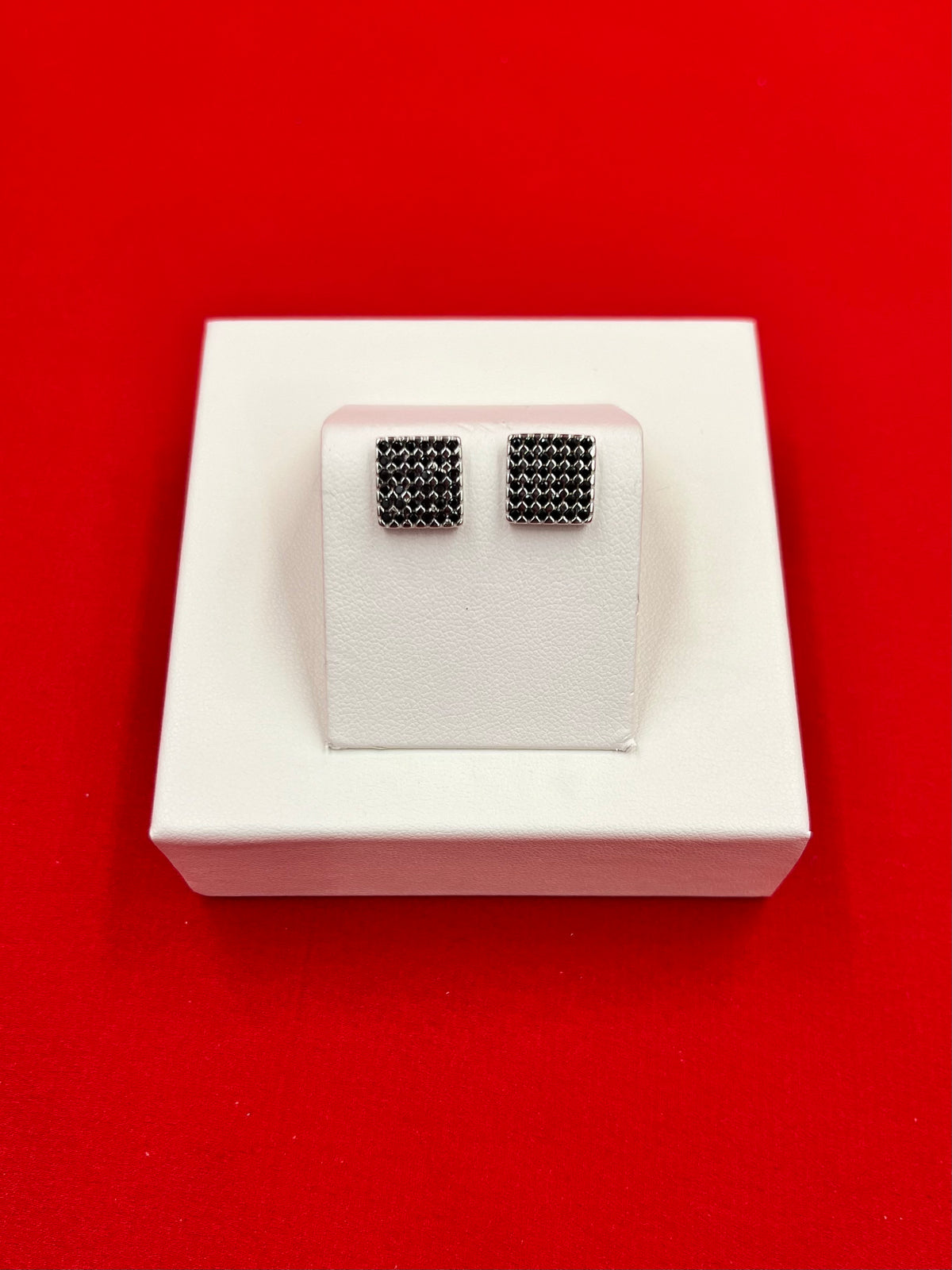 Square Onyx Grid Elegant Studs