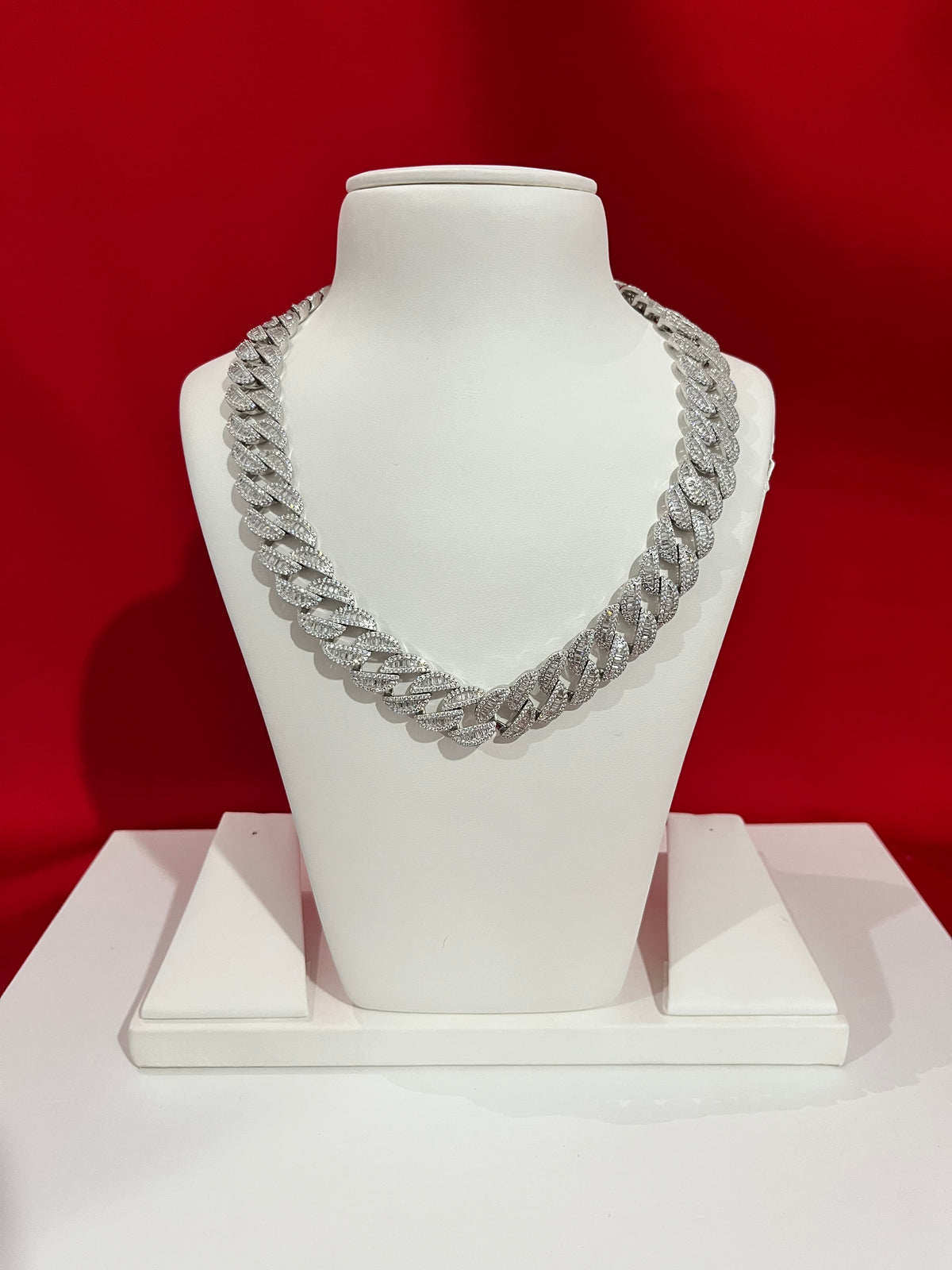 Iced-out Pure silver Chain 20”