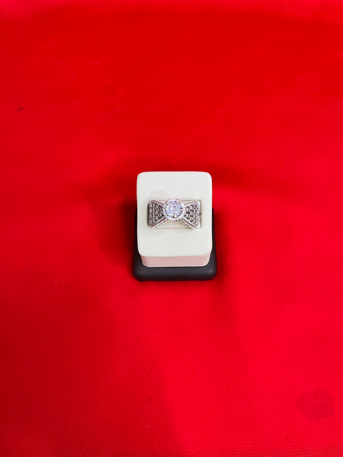 Pure Silver Women’s Ring Size 9