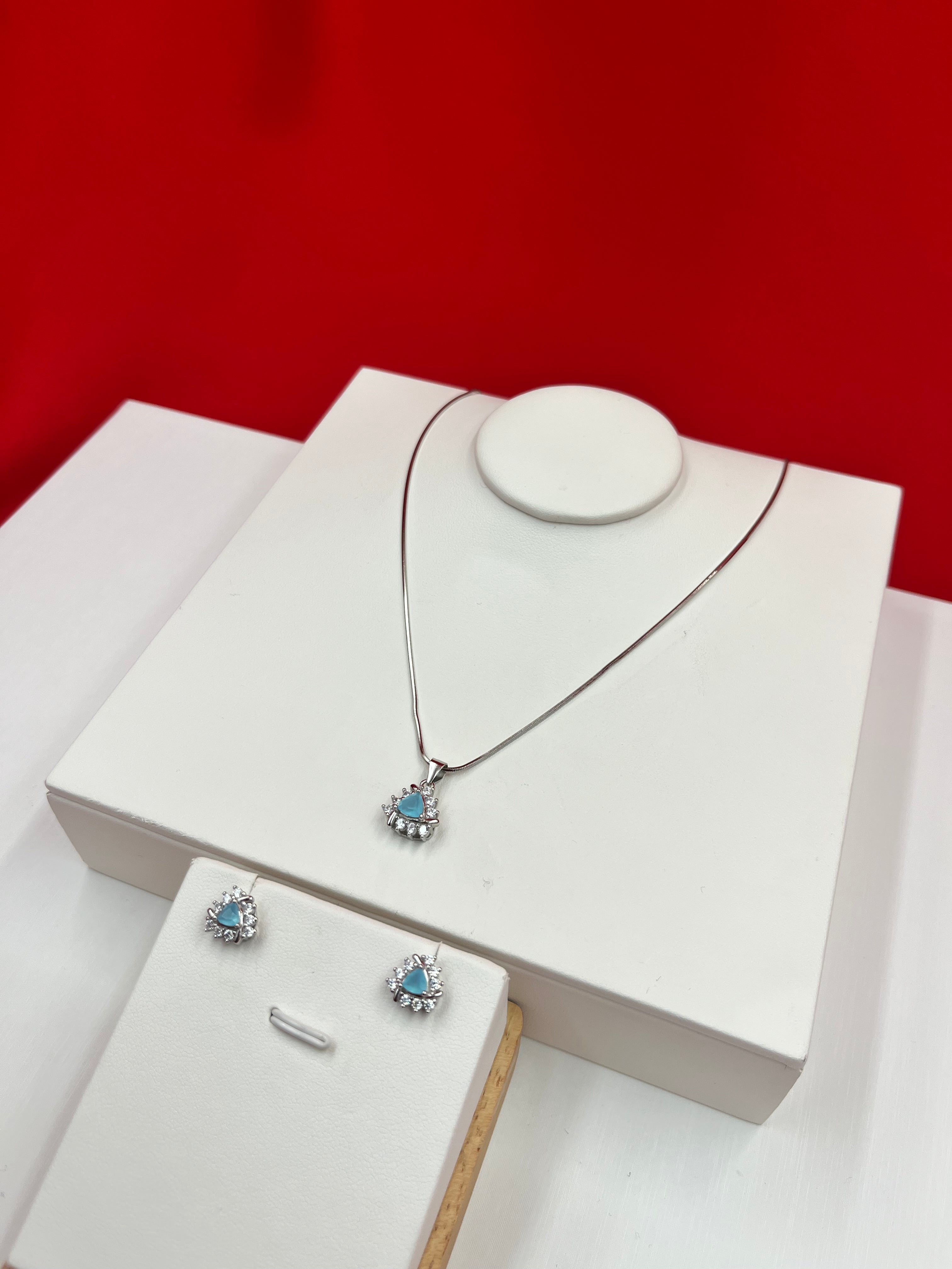 Teal Triangle Spark Pendant Set