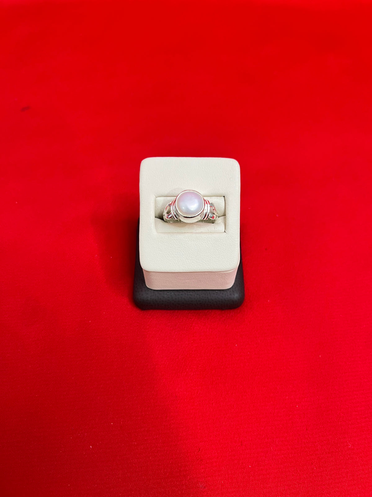 Pure Silver Pearl Ring Size 7 (s)