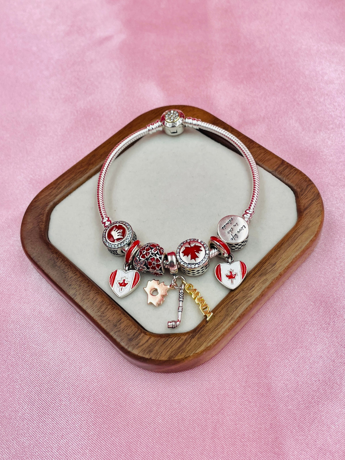 Pandora 7 Charms Bracelet
