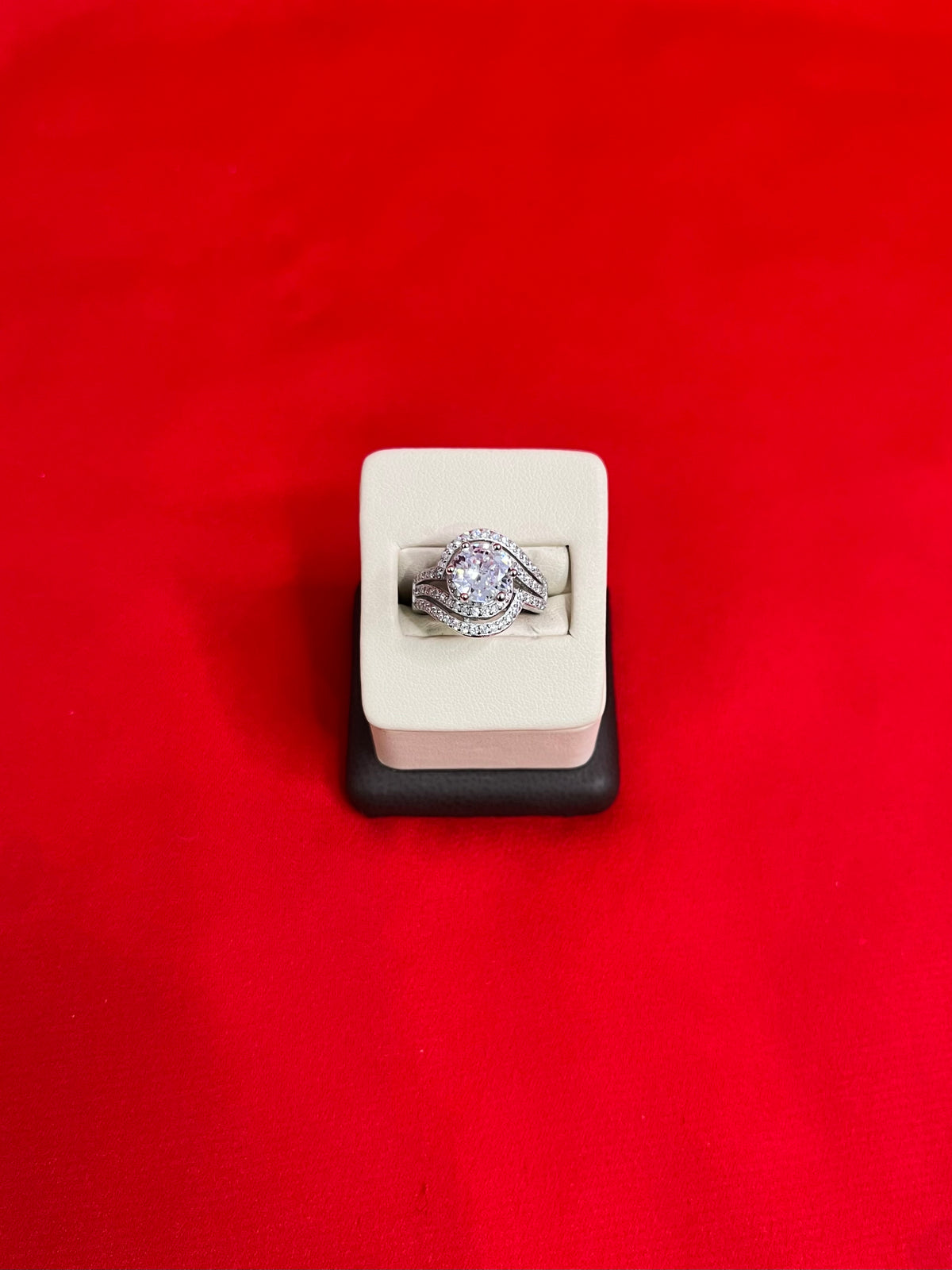 Pure Silver Women’s Ring Size 6.5