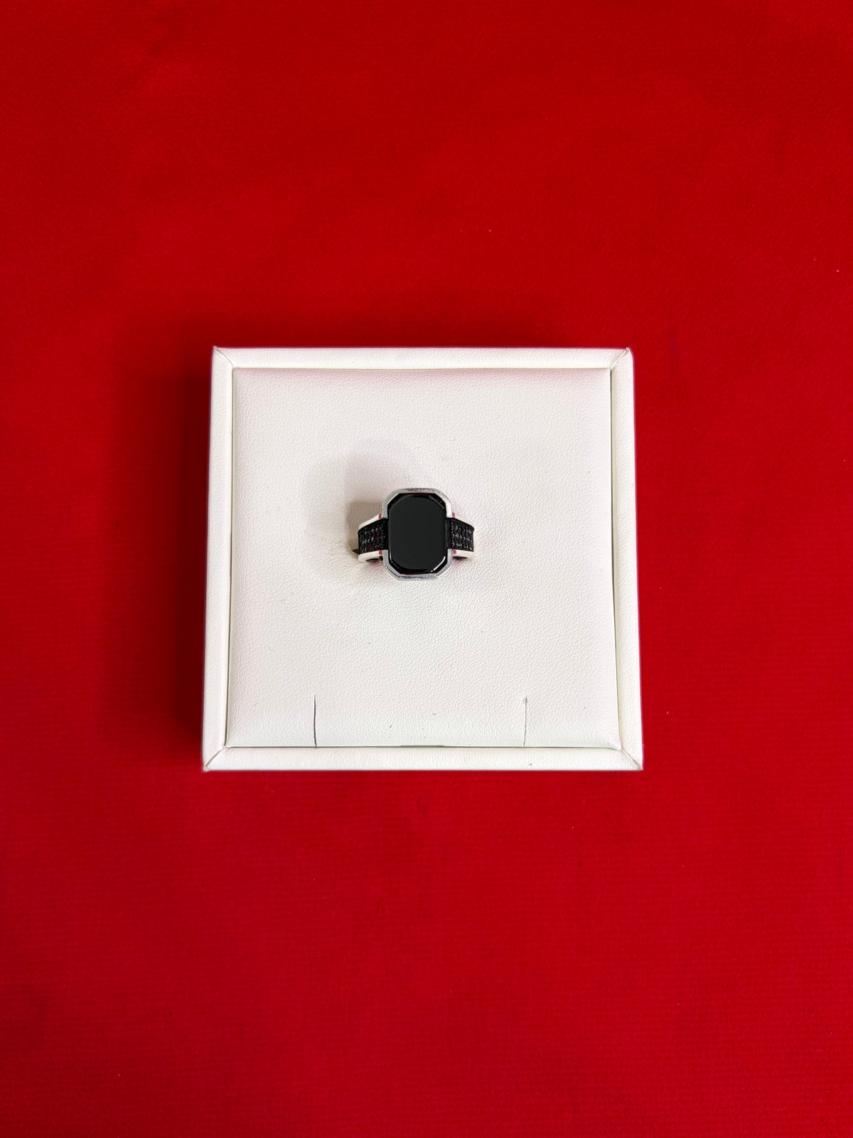Men Silver Ring (Size 8.5) MR194