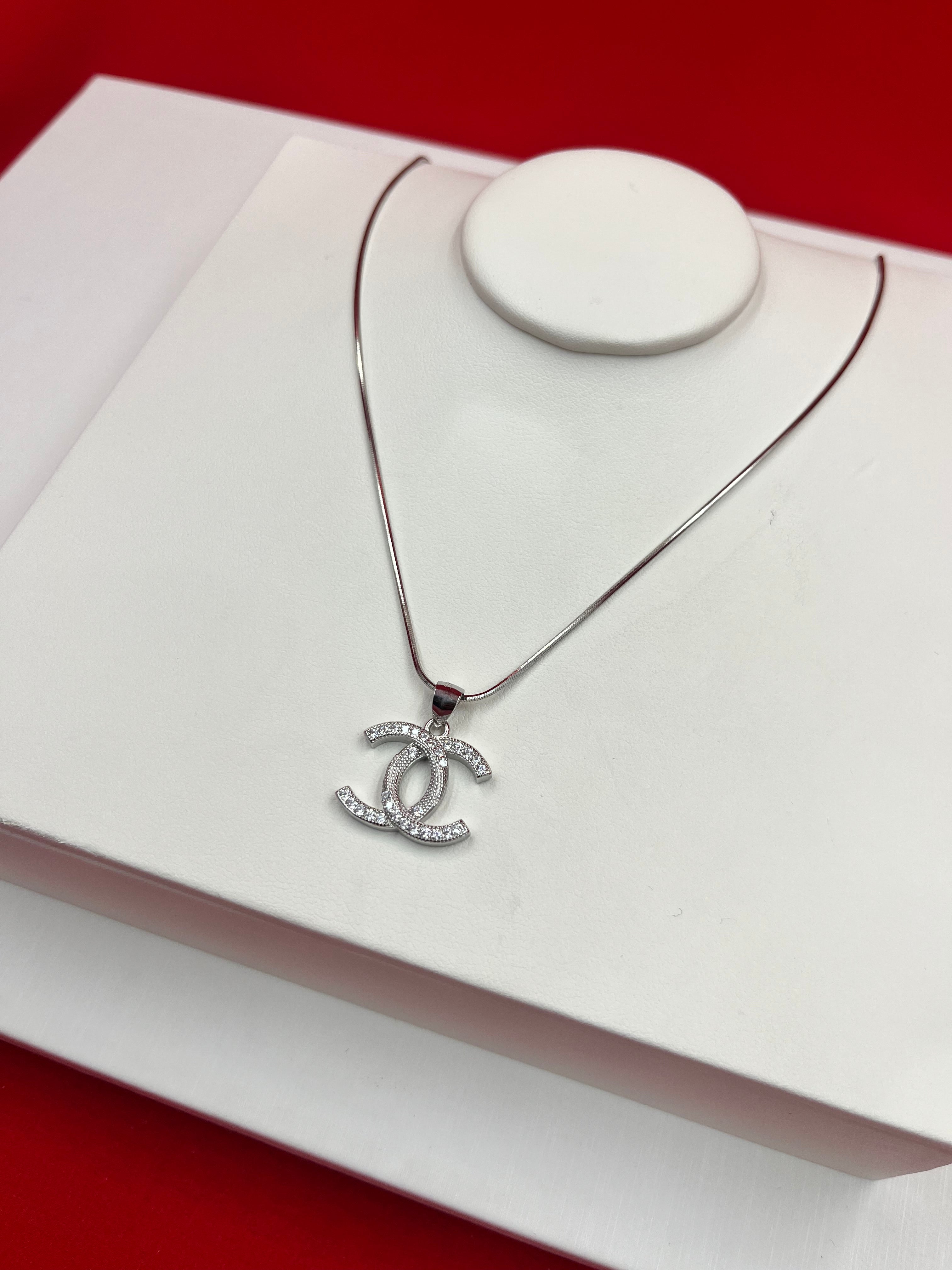 Channel silver Pendant Necklace