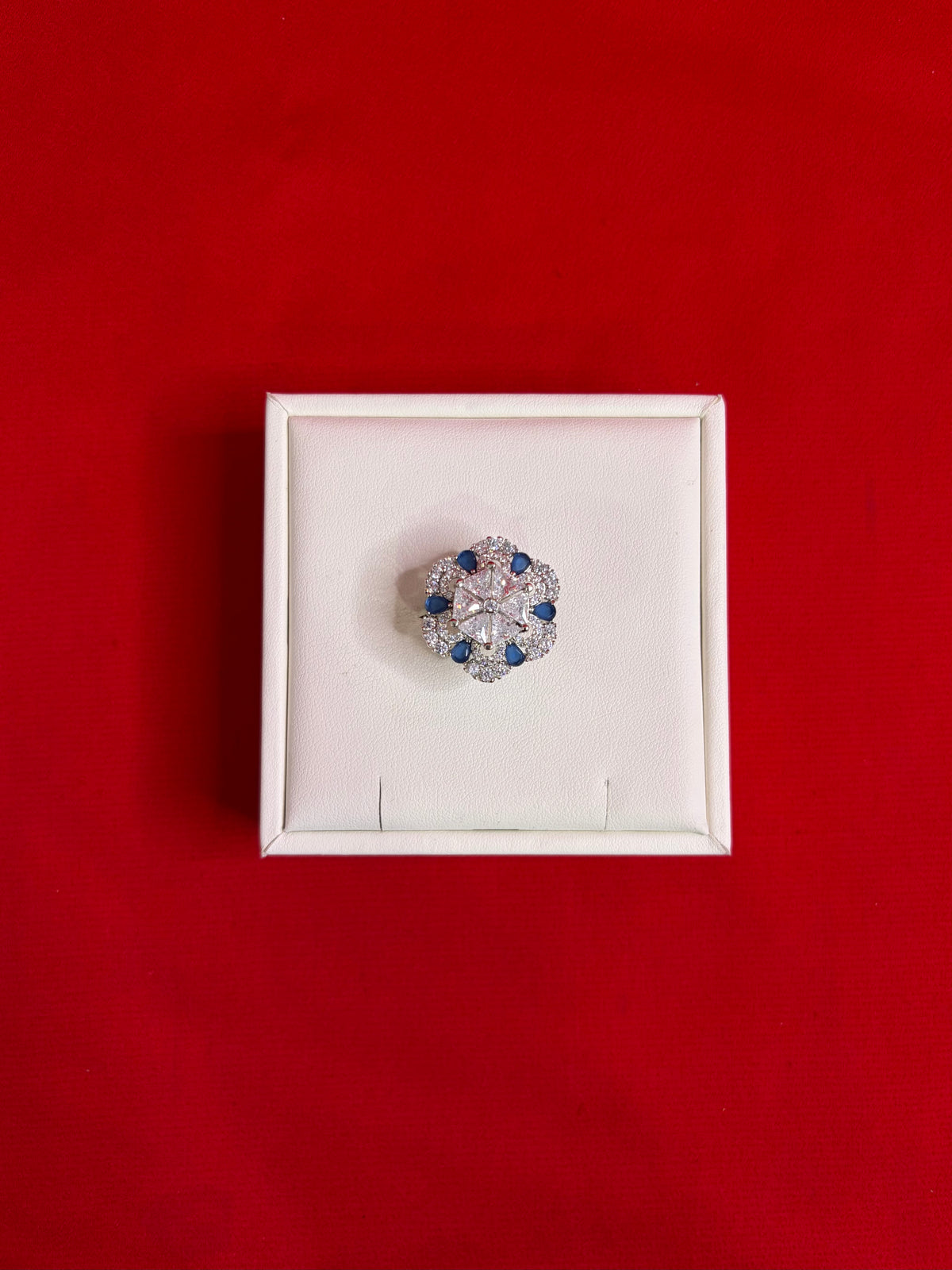 Pure Silver Women’s Ring (Size 6) WR231