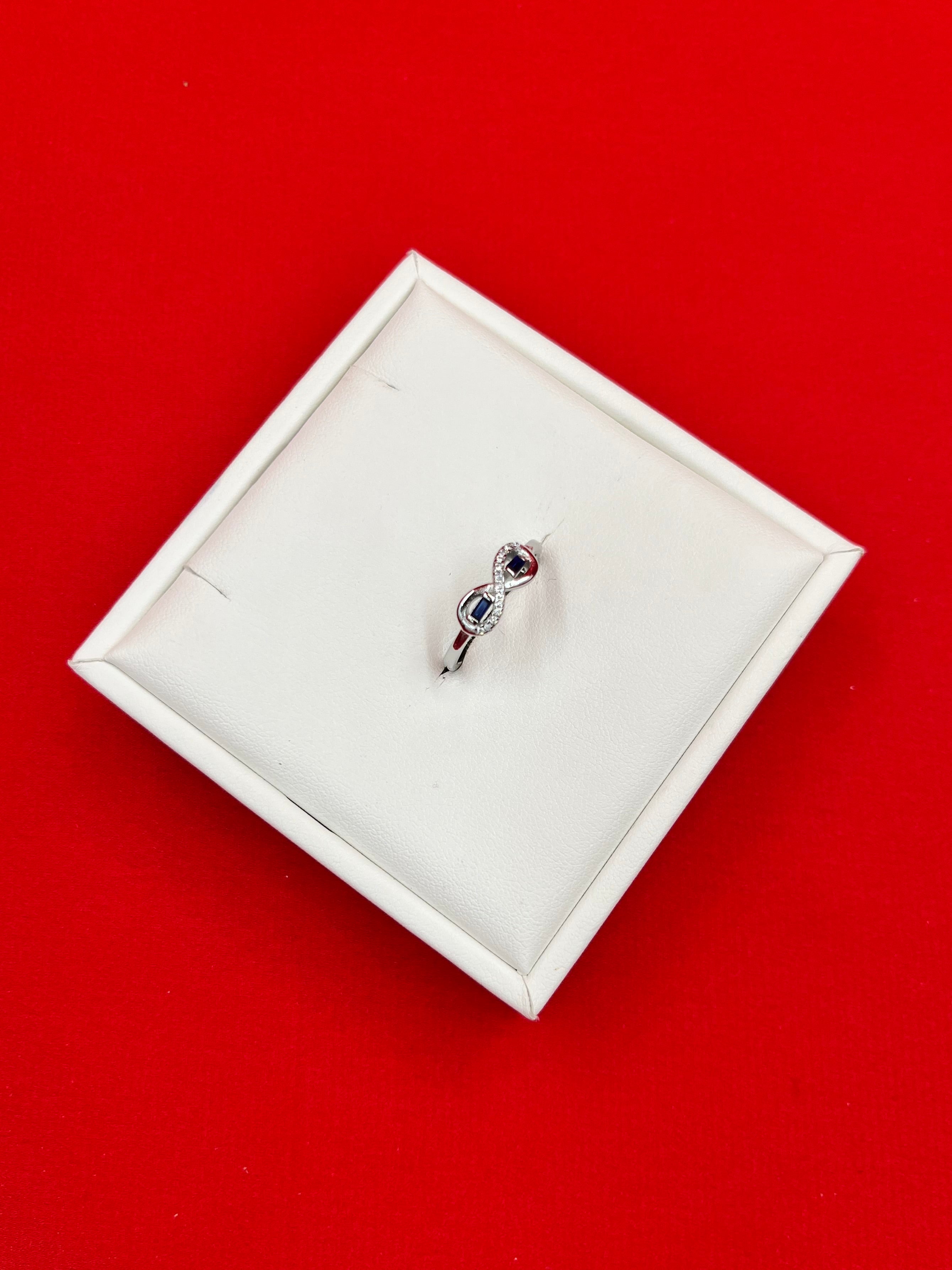 Pure Silver Ring size 8