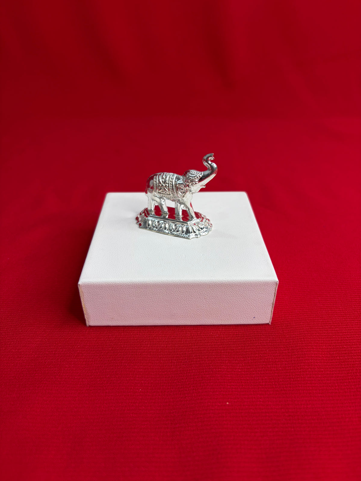 Pure Silver Elephant 🐘 (RA148)