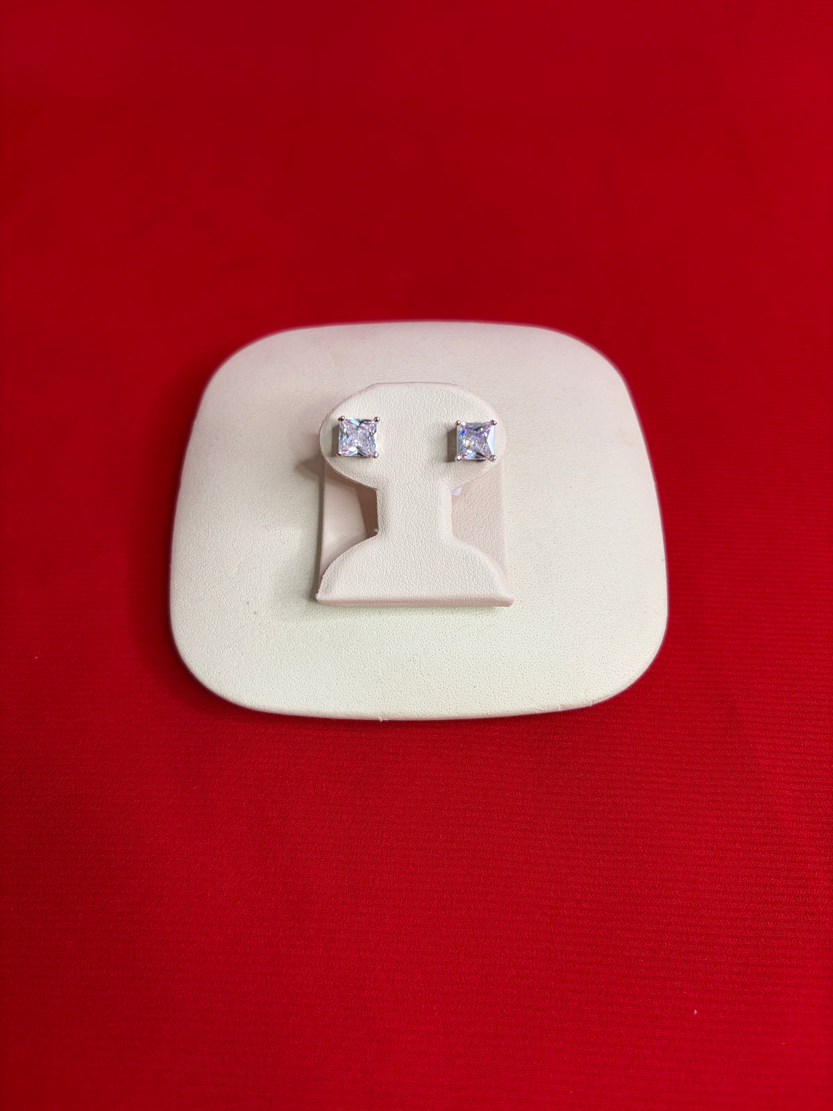 Pure Silver Stud Earrings (SE105)