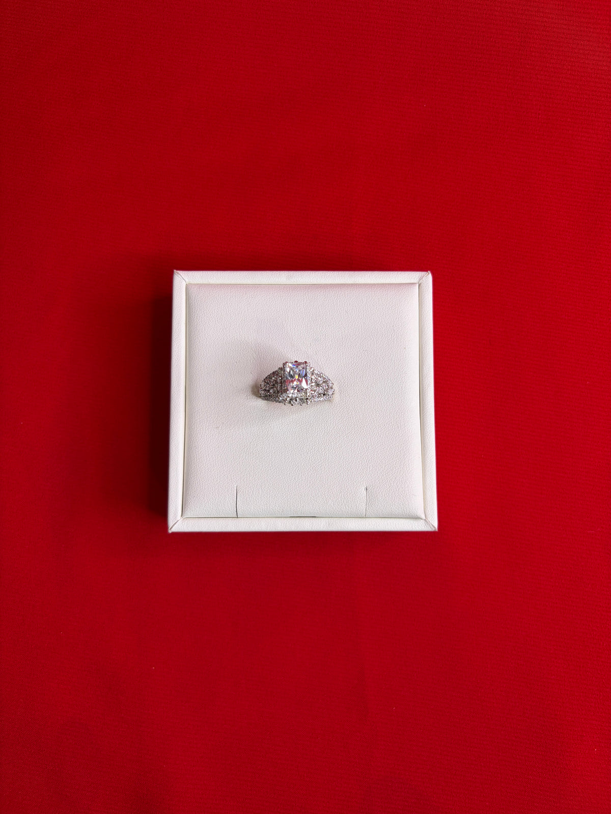 Pure Silver Women’s Cocktail Ring (Size 6) WR258
