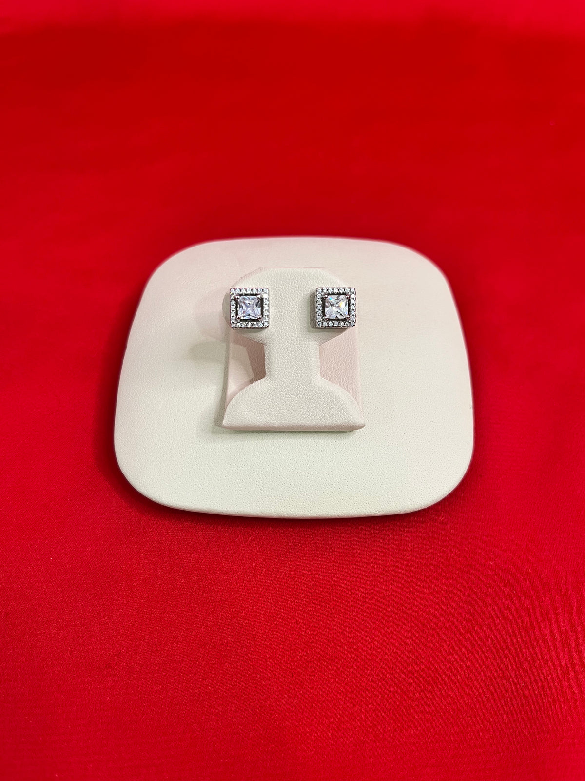 Pure Silver Stud Earrings (SE11)