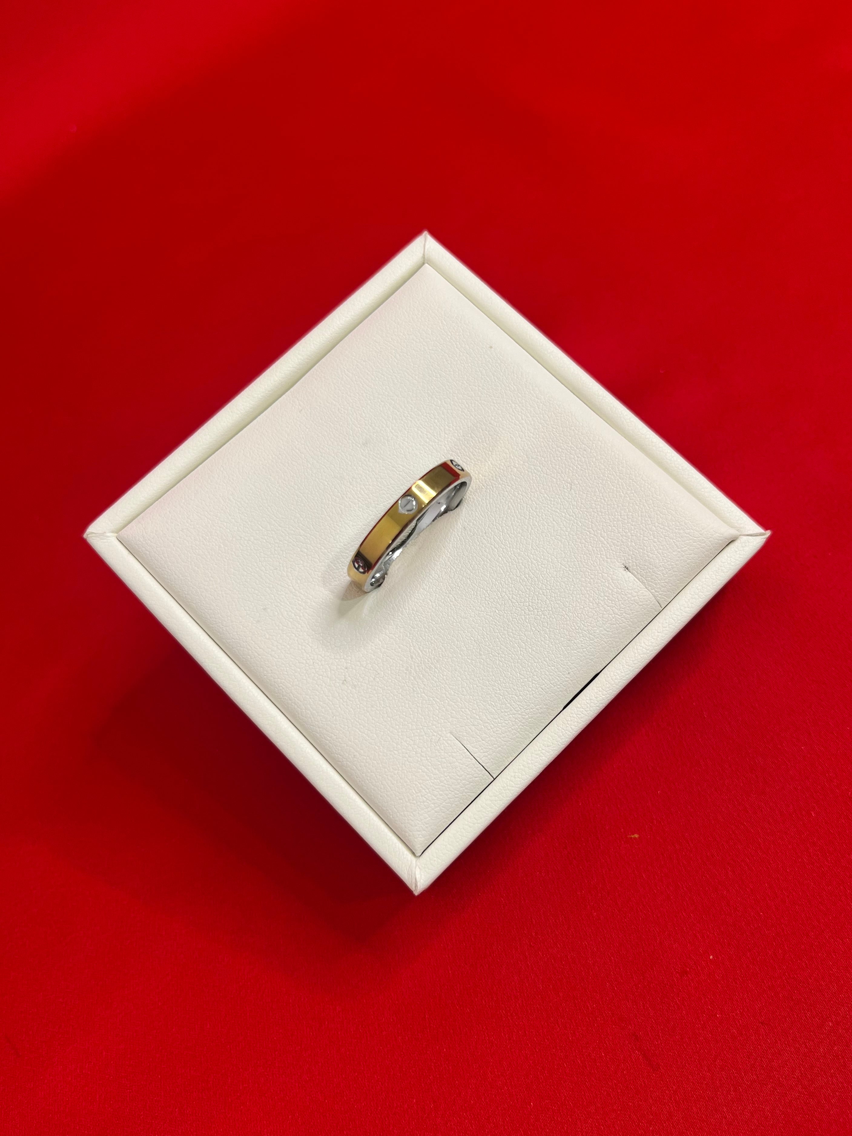 Men Silver Band (Size 12) MR57